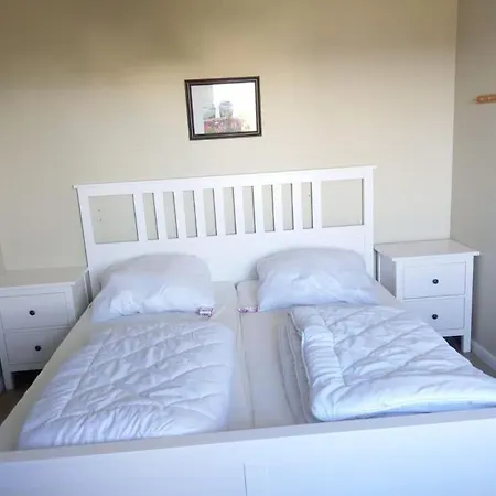 Haus Auf Der Insel Skuloya 4*