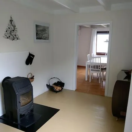 Hotel Haus Auf Der Insel Skuloya