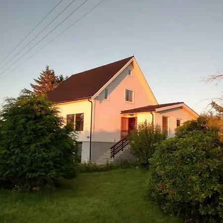 Haus Auf Der Insel Skuloya 4*